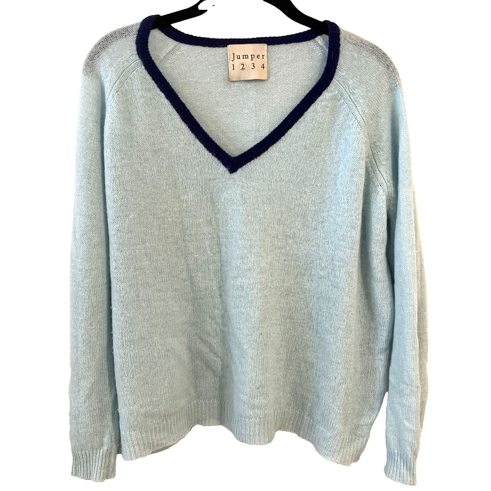 Jumper 1234 V-Neck 100% Cashmere Sweater Size Small Pale Blue | Navy Trim READ - Picture 1 of 7